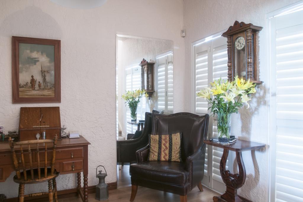 Anchor Bay Guest House Кейптаун Екстериор снимка